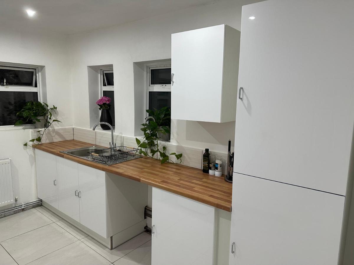 Luxury Apartment On Anfield Liverpool Bagian luar foto