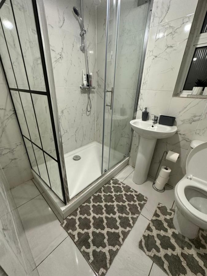 Luxury Apartment On Anfield Liverpool Bagian luar foto