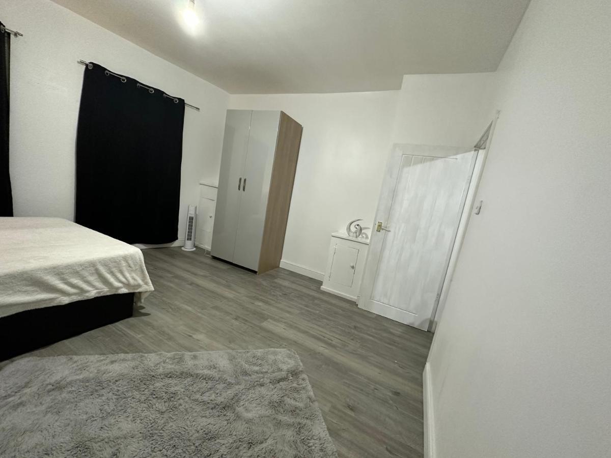 Luxury Apartment On Anfield Liverpool Bagian luar foto